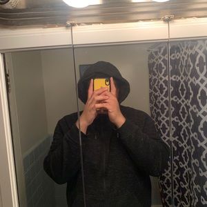 Meet your Posher, Anton